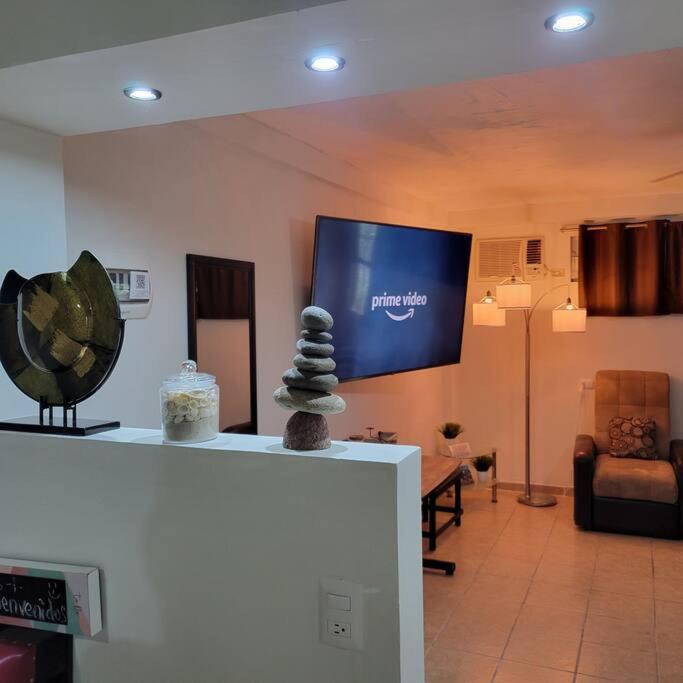 Departamento Comodo Centrico Tv Ac Wifi Cocina Parking, Letra C Ciudad Valles Zewnętrze zdjęcie